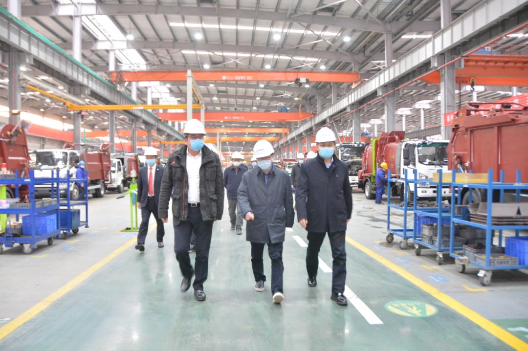 湖南省副省长陈文浩一行调研星空游戏环境长沙产业园