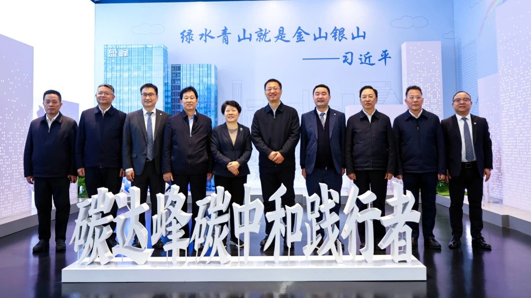 湖南省委常委，长沙市委书记吴桂英、岳阳市委书记谢卫江一行莅临星空游戏环境考察